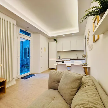 Monte Brumani Apartament Como